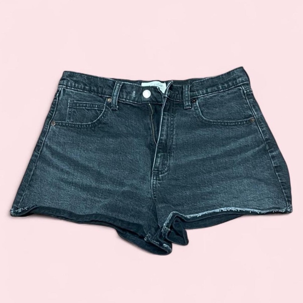 Universal Thread Black High‎ Rise Cutoff Shorts 6 90s Model Off Duty Clean Girl